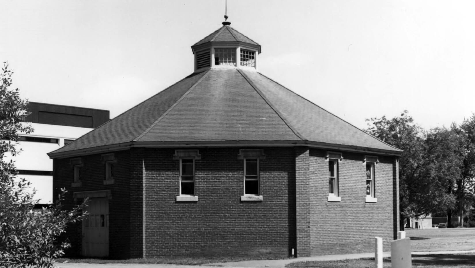 Cyrus Pavilion Theatre