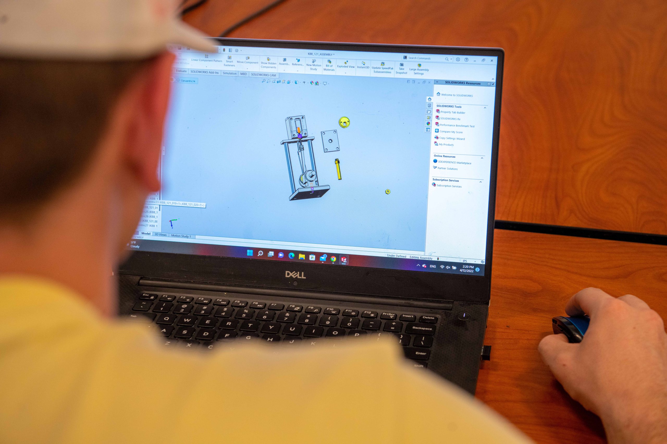 Mechanical Engineering Technology student working on their computer