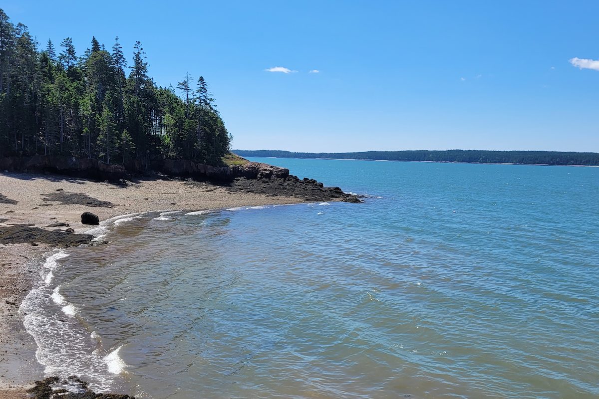 A photo of an ocean shoreline