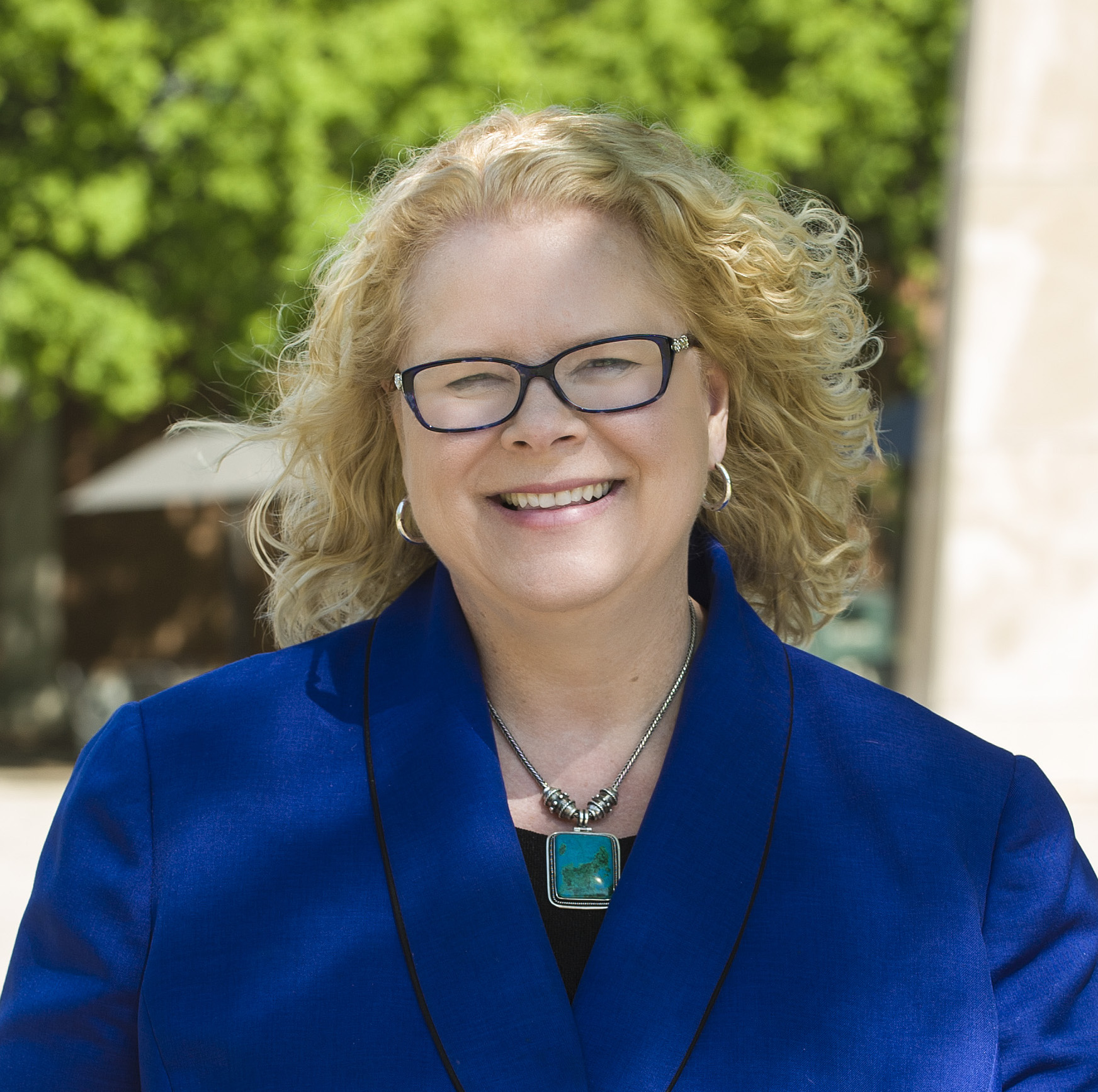Photo of Dr. Kristn Sobolik