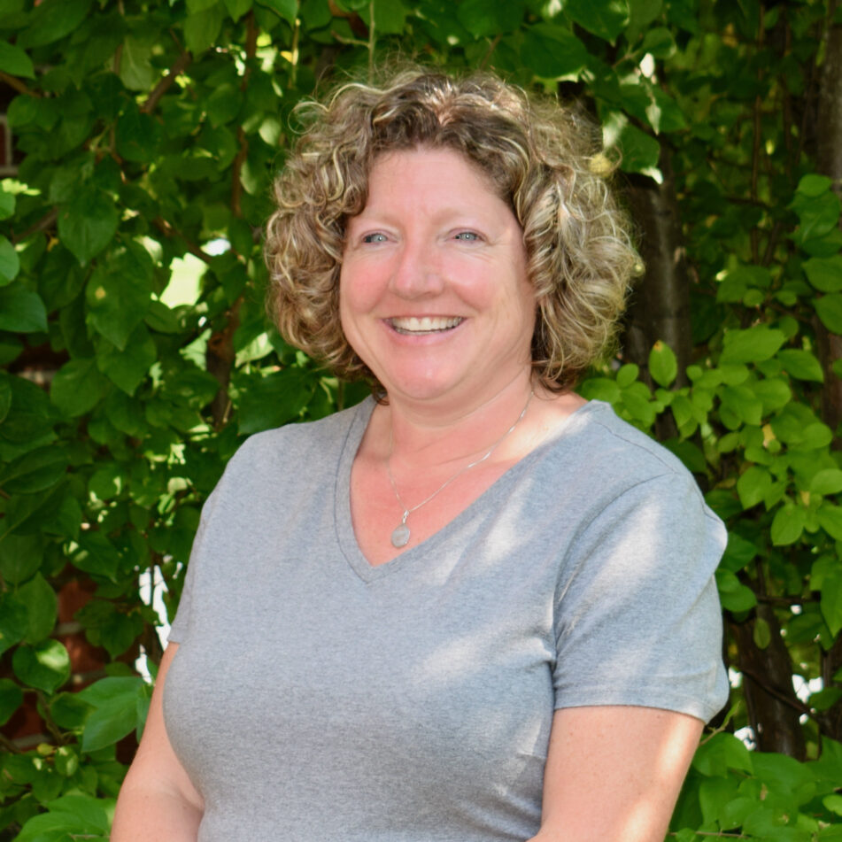 Julie Rutherford Aquaculture Research Institute University of Maine