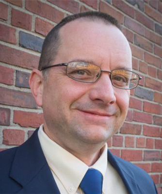 Headshot of Shane Moeykens