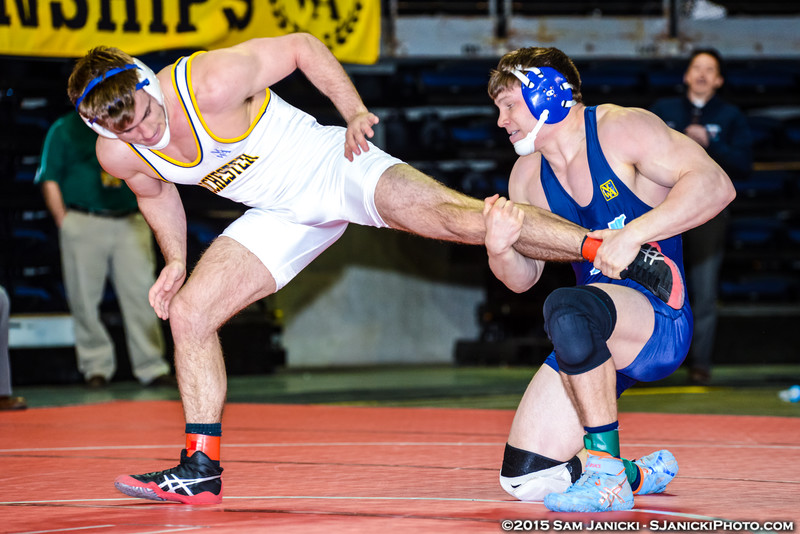 Image of Jacob Powers wrestling a competitor