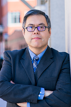 Portrait of Tim Lu