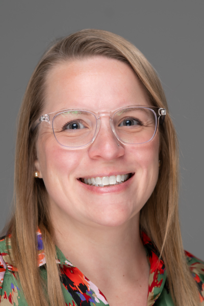 A portrait of Mindy Pelletier