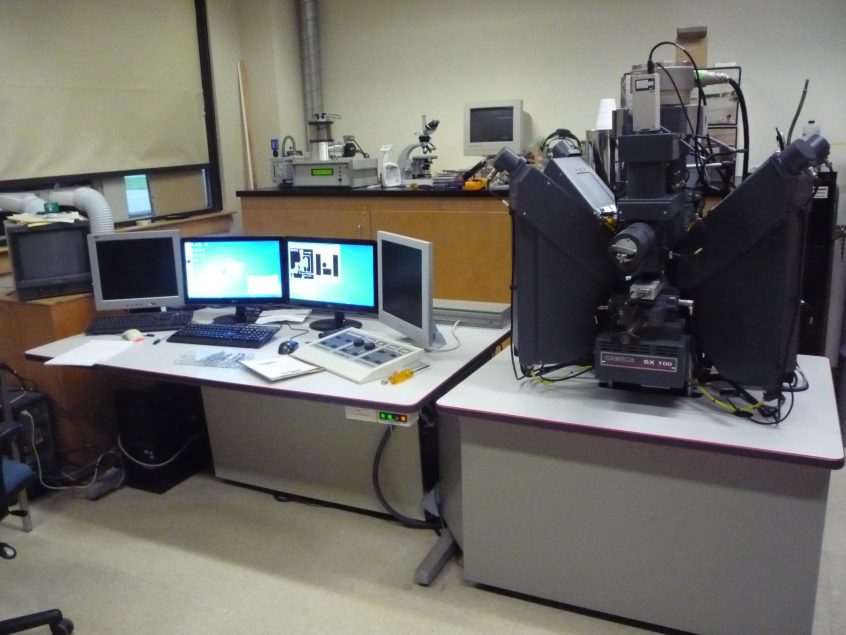 Electron Microprobe Laboratory School of Earth and Climate Sciences