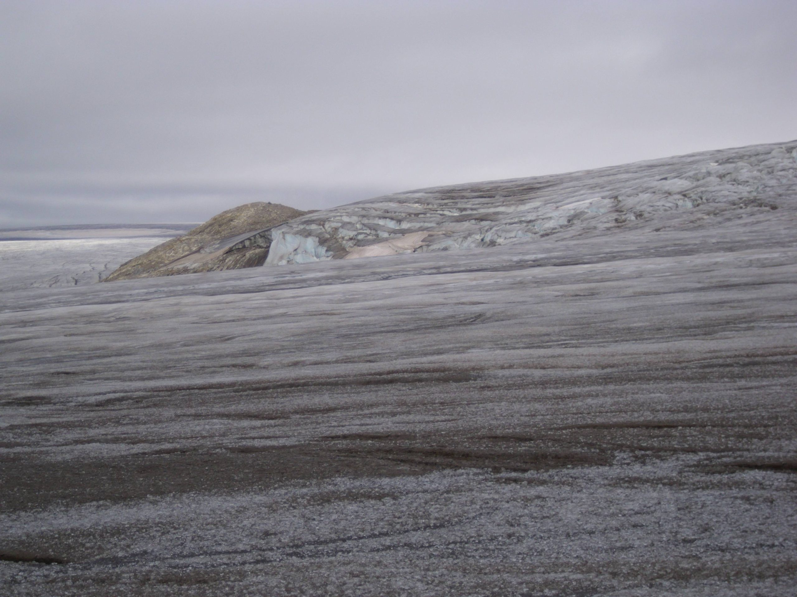 Walking on Istorvet ice cap, East Greenland, Aug. 2010. Photo credit: Amanda Lusas.
