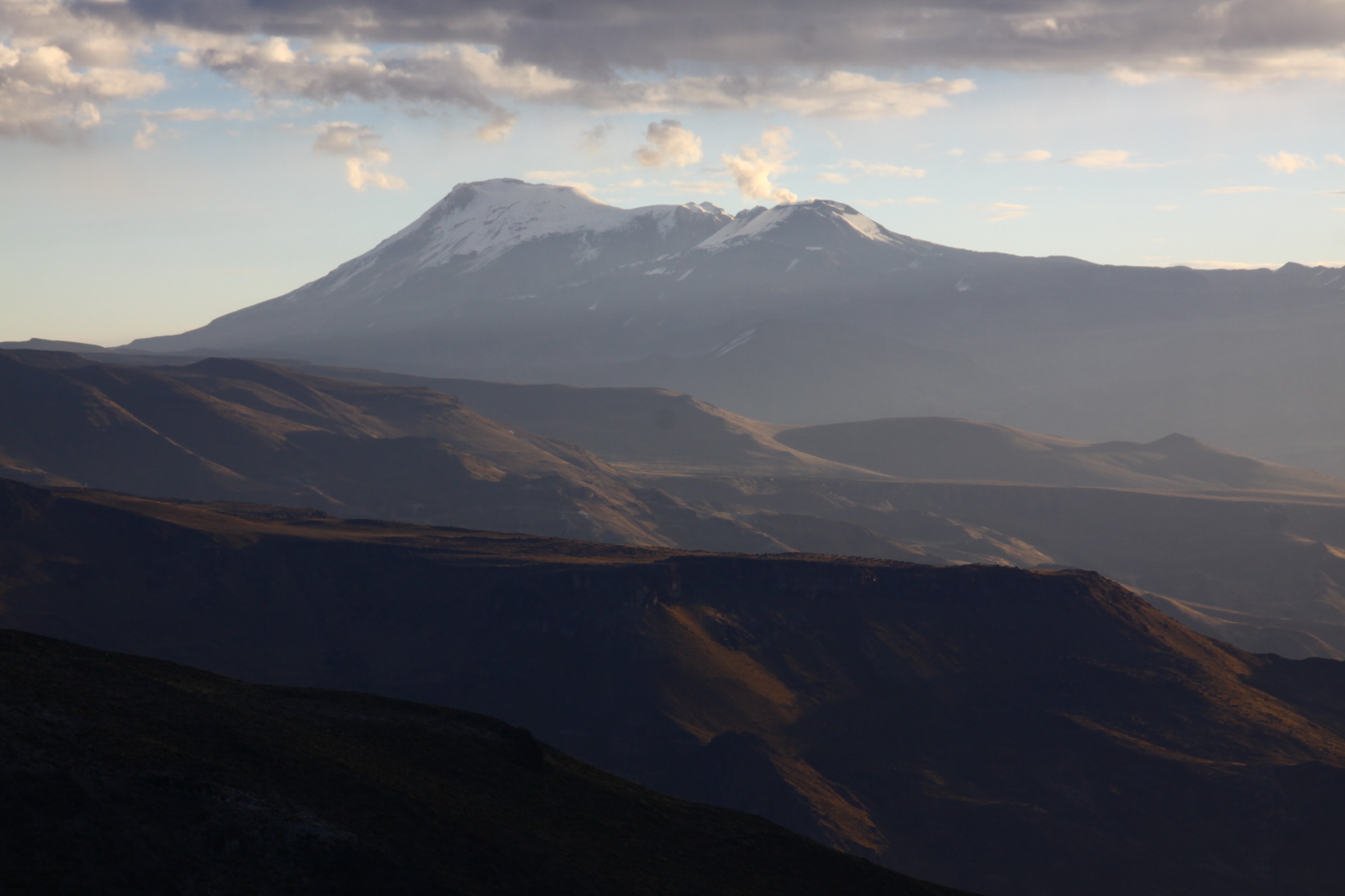 Nevado Ampato Cordillera Occidental, southern Peru. Photo credit: Gordon Bromley.
