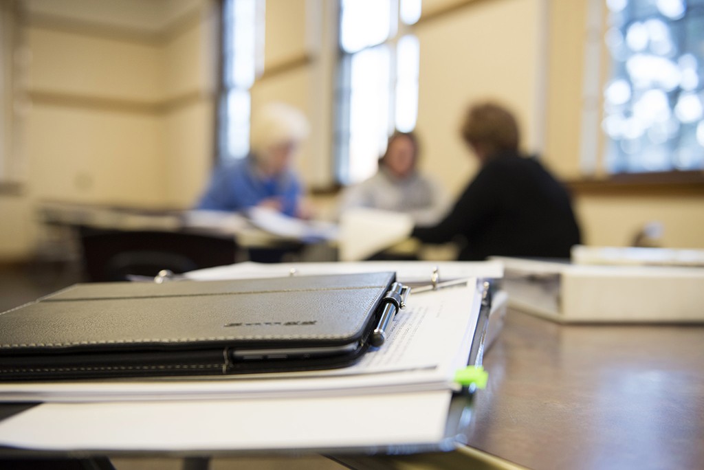 A photo of an educational leadership seminar course.