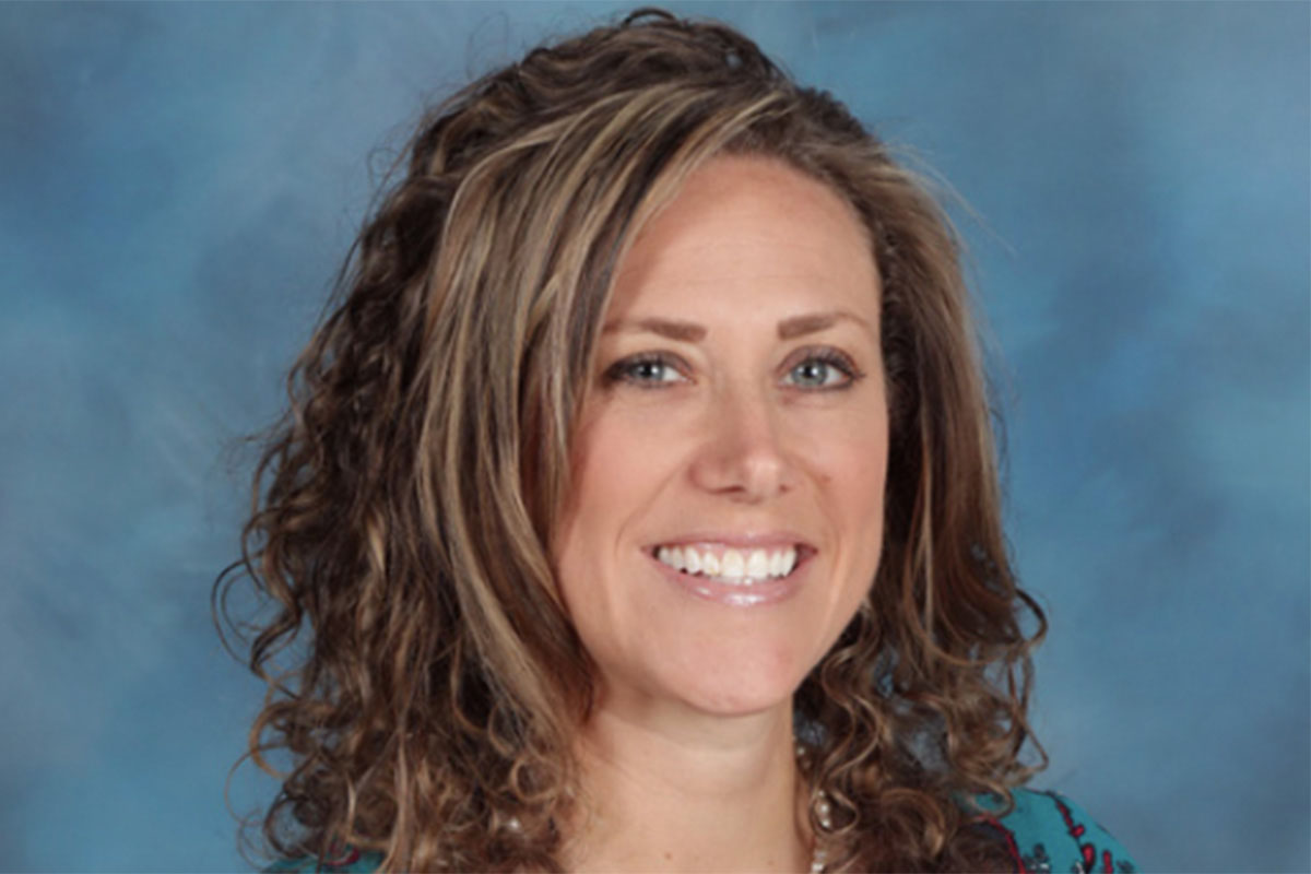 Ashley Reynolds Outstanding ScholarlyPractitioner in Educational