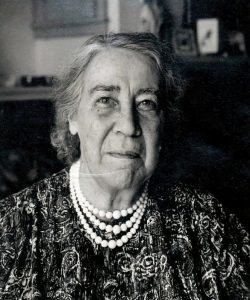 Louise Manny 1890 - 1970