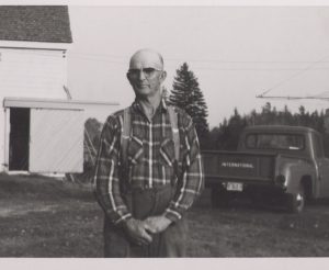 P274_Clarence Berry in front of home 1963