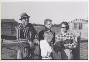 P266: Edmund Doucette (left) with Stephen, Barbara, Nathaniel, and Sarah Ives in Miminegash, PEI, 1965