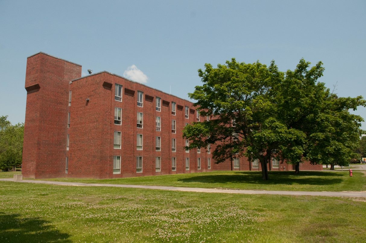 Somerset Hall - Housing - University of Maine