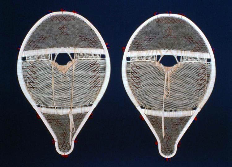 Mistassini Cree Classic Beavertail Snowshoes
