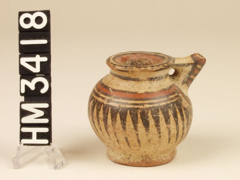 Cocle miniature ceramic double-spouted jar.