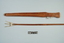 Image of an Inuit atlatl made of wood and bone. HM5729.1