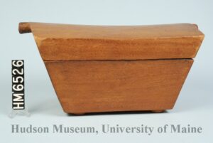 Canoe box