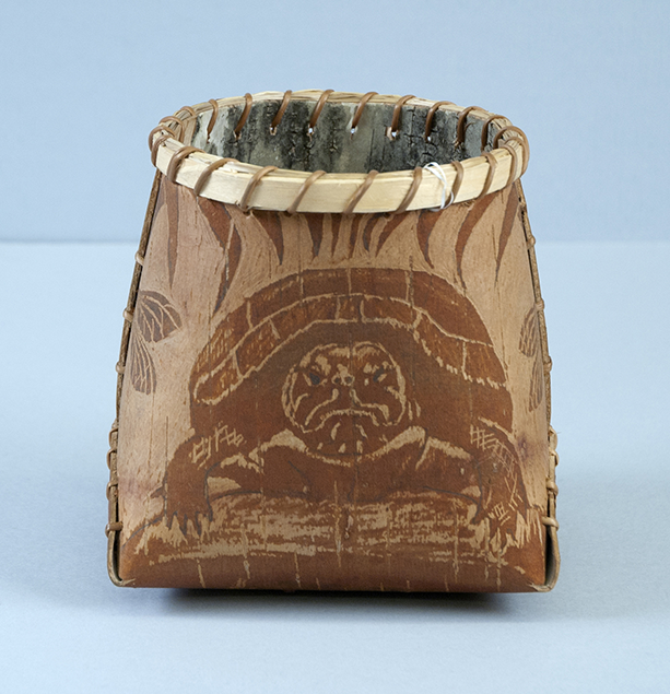 Birchbark container decorated with a turtle.