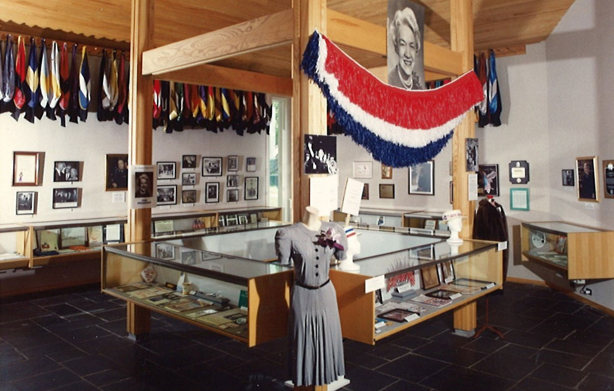 Margaret Chase Smith Library photograph