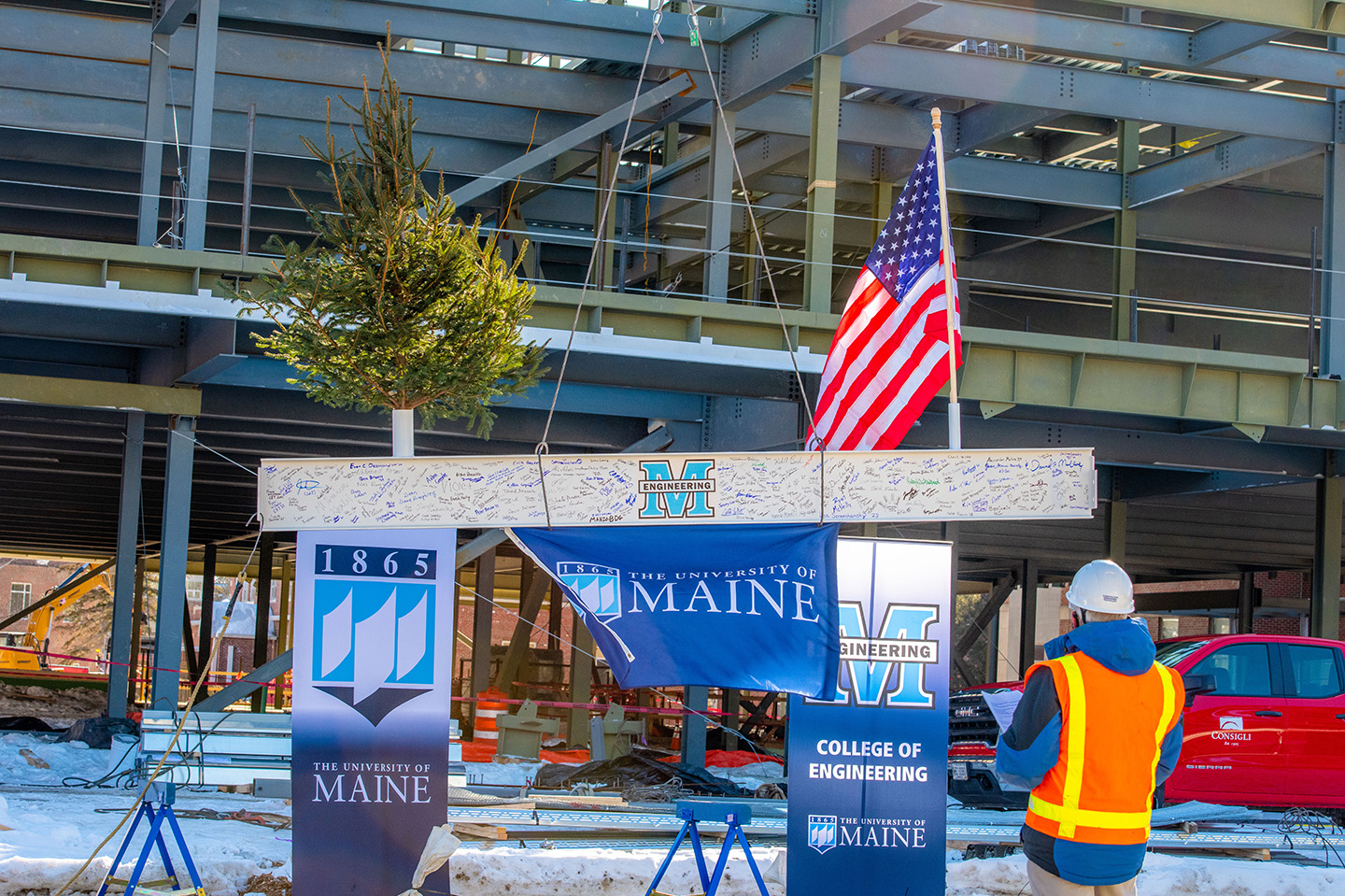 MCEC Beam Raising