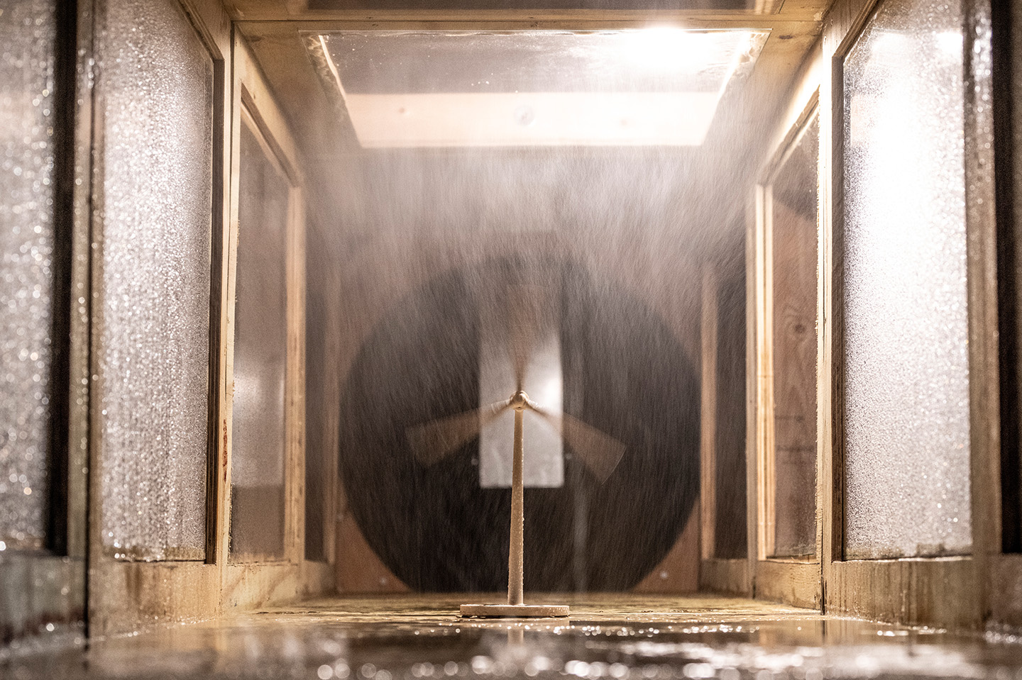 Wind tunnel test