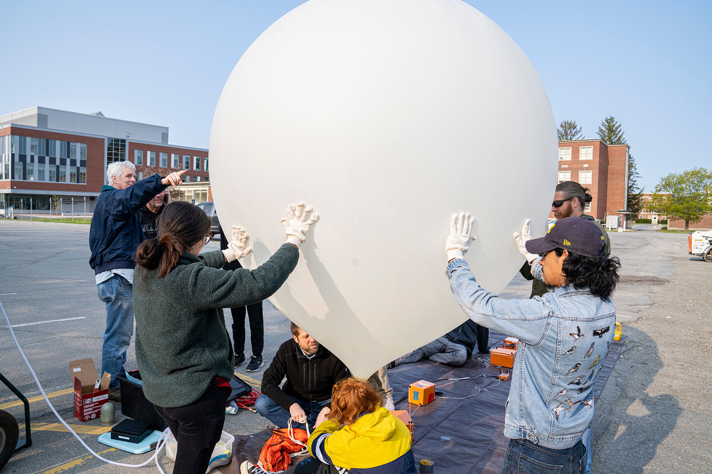 Balloon lifting lab