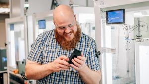 Philip Bean examines 3D printed Gyroid part