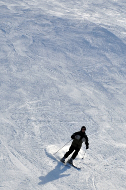 man skiing