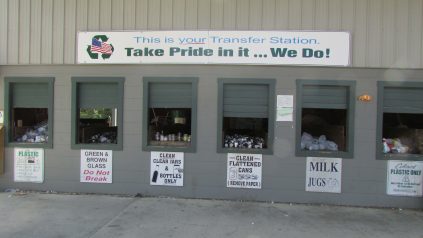 Image of recycling sorting bays