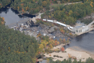 Hiram dam on Saco River, Maine