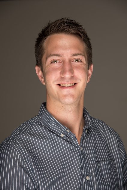 headshot of Derek Raschke
