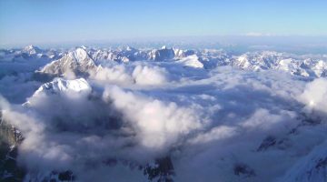 Mountian peaks in the clouds