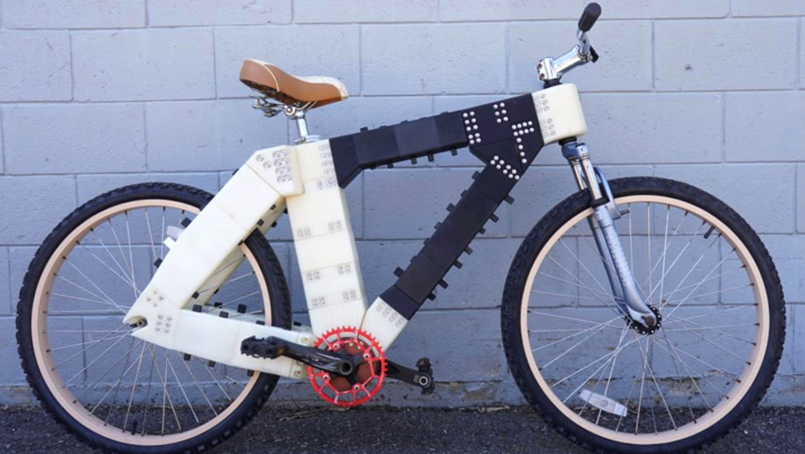 Bicycle with 3D-printed frame created by UMaine students.