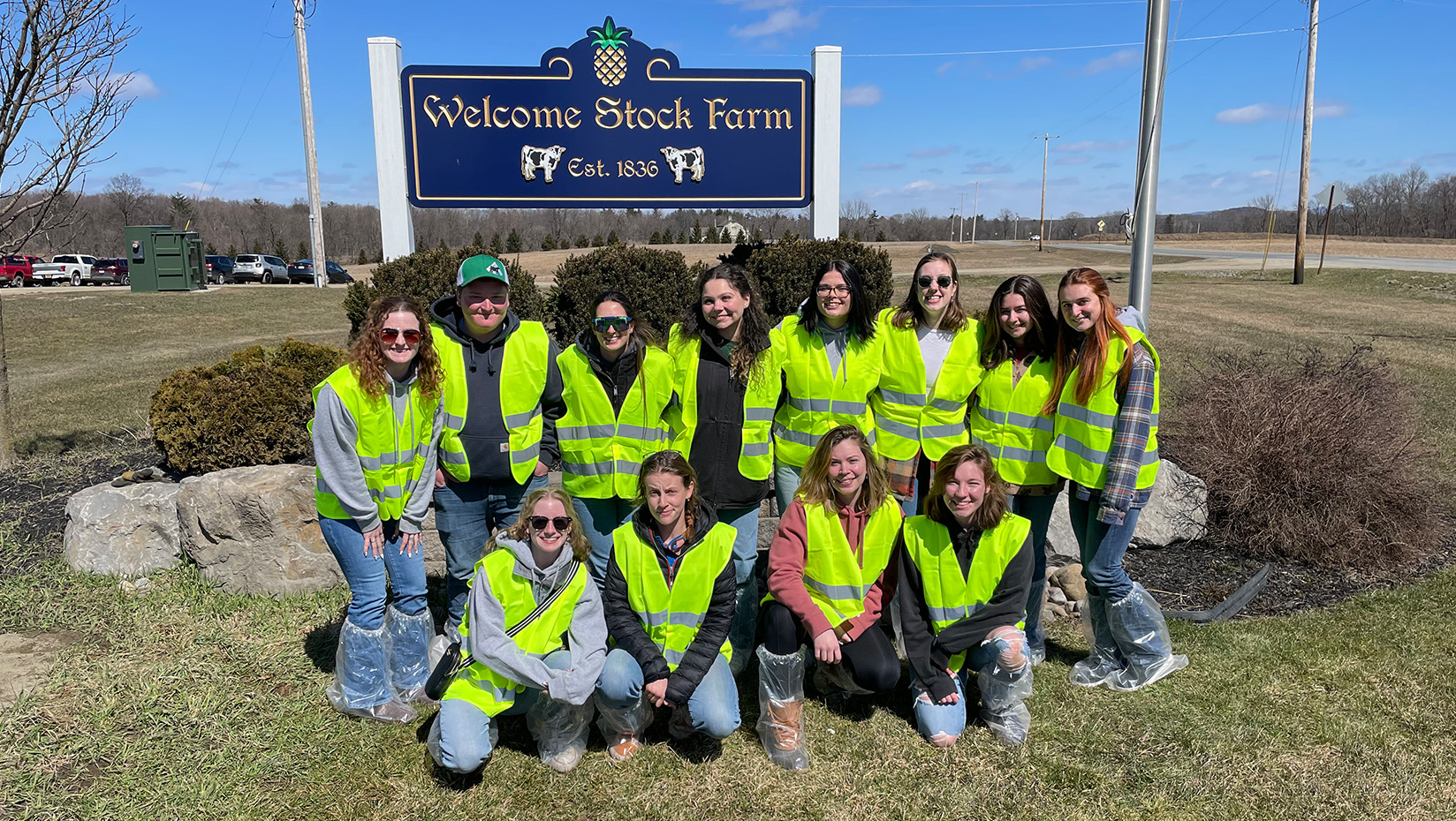 A group of students at a farm.