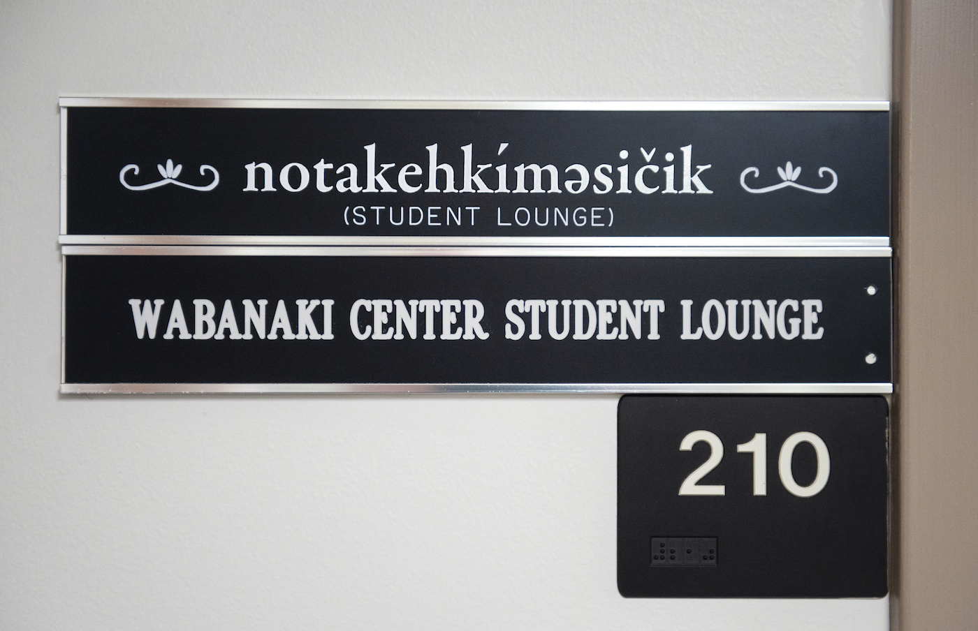 A photo of the sign outside of the Wabanaki Center Student Lounge