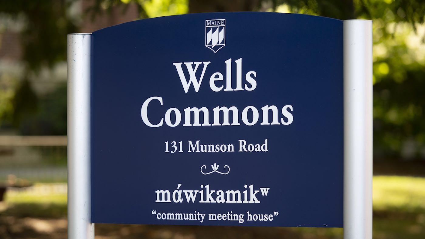 A photo of the Wells Commons signs