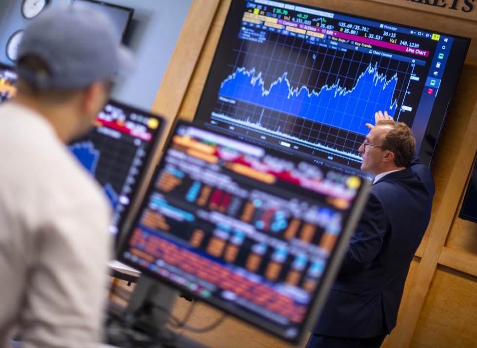 A photo of a finance class