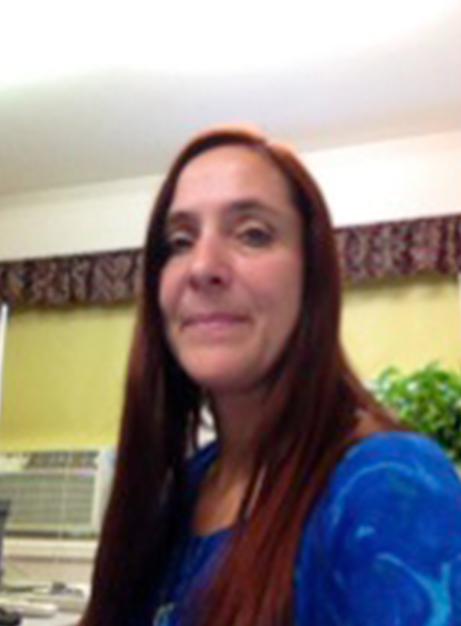 A photo of Lynne Gamperle