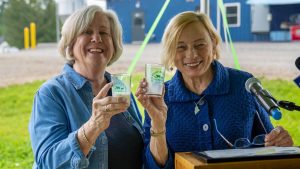 A photo of President Joan Ferrini-Mundy and Maine Gov. Janet Mills