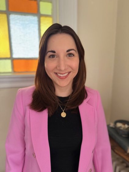 Victoria Volker headshot