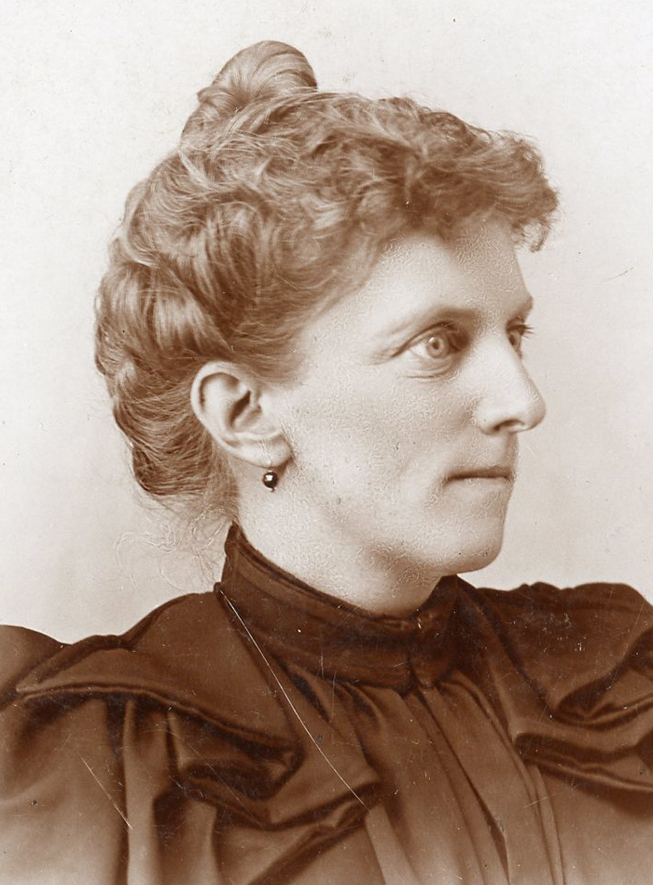 An archival photo of Elizabeth Abbott Balentine